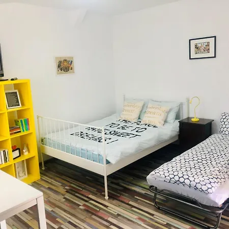 De Mijloc Bed & Breakfast