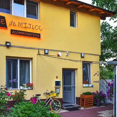 Bed & Breakfast De Mijloc Brasov